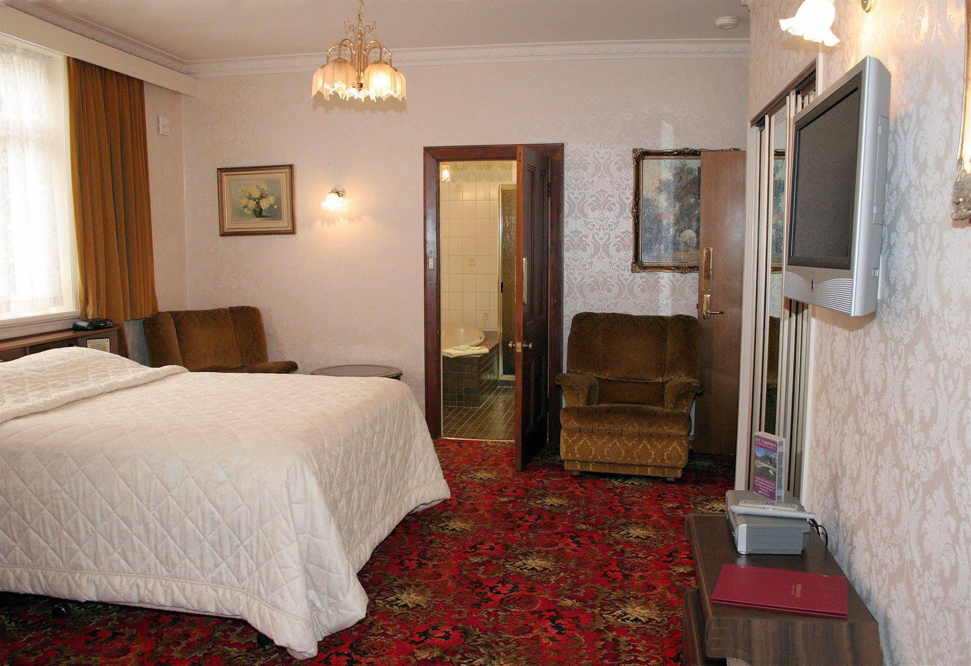 Motel Mayfair On Cavell Хобарт Экстерьер фото