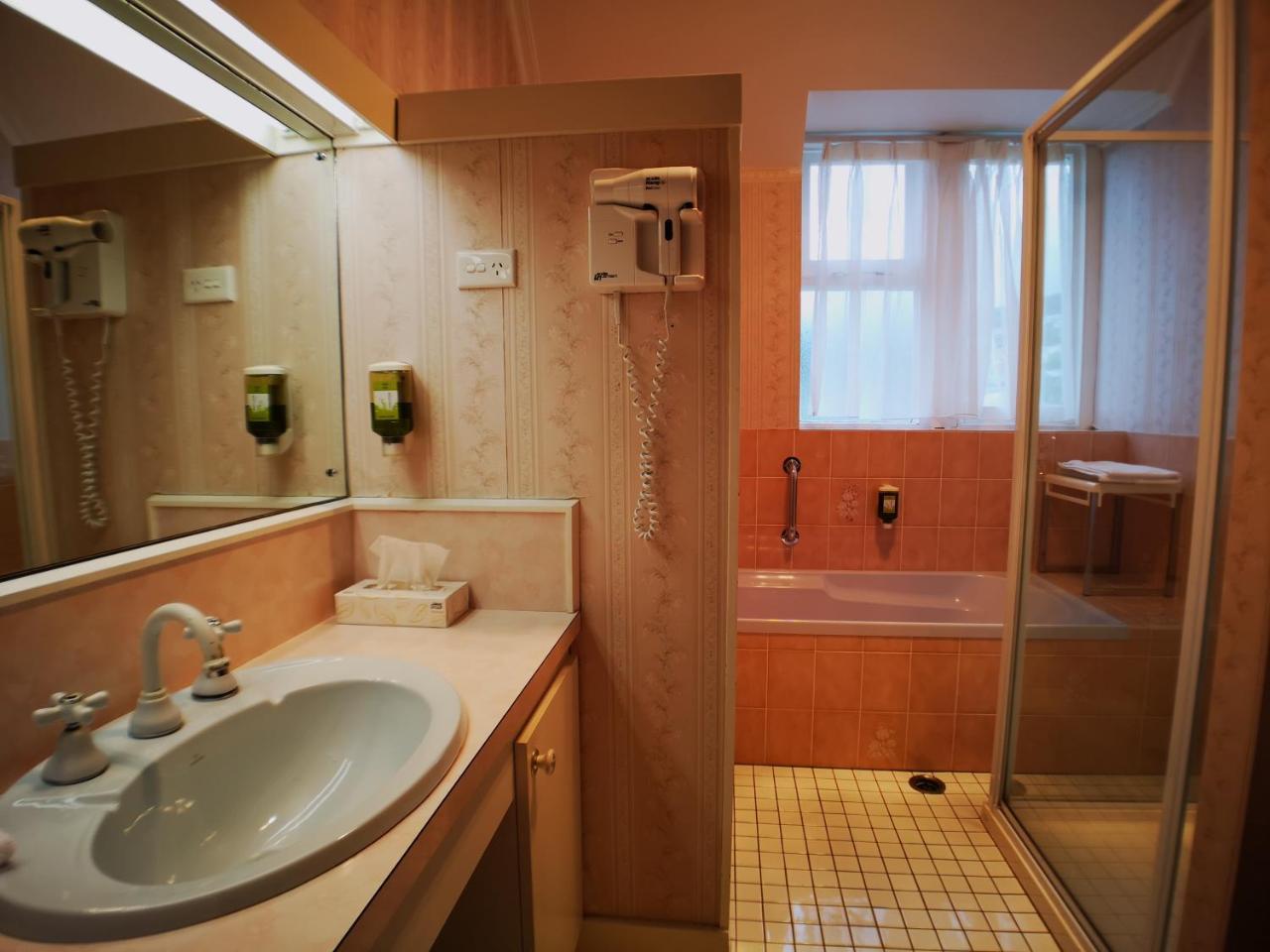 Motel Mayfair On Cavell Хобарт Экстерьер фото