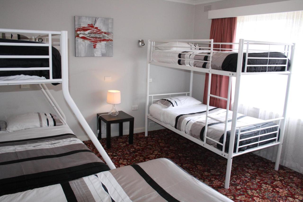 Motel Mayfair On Cavell Хобарт Экстерьер фото